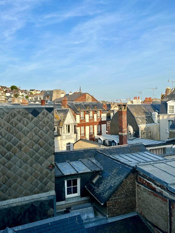 Studio Hissez Haut - Idealement Place, Plage, Restaurants, Commerces Trouville-sur-Mer Exterior foto